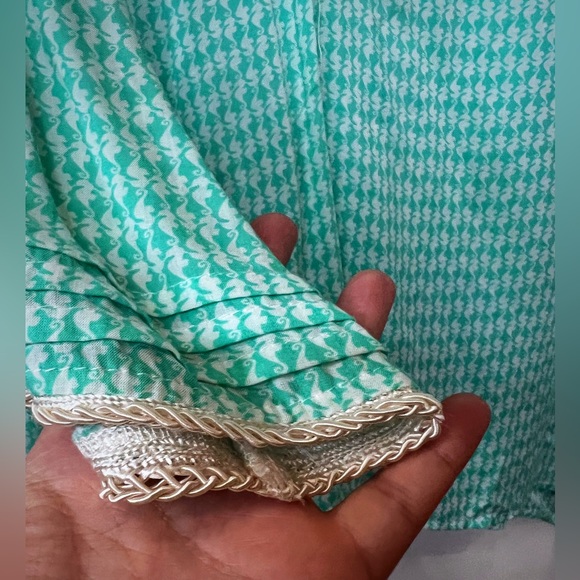 Seahorse pattern top - Picture 2 of 6